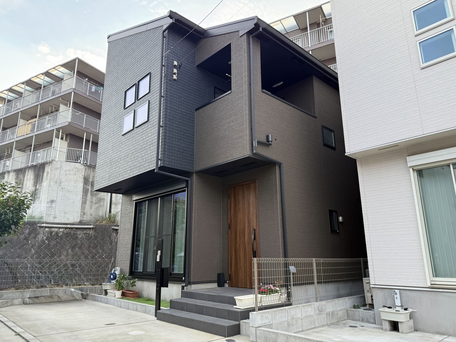 座間市栗原中央3丁目 中古一戸建て